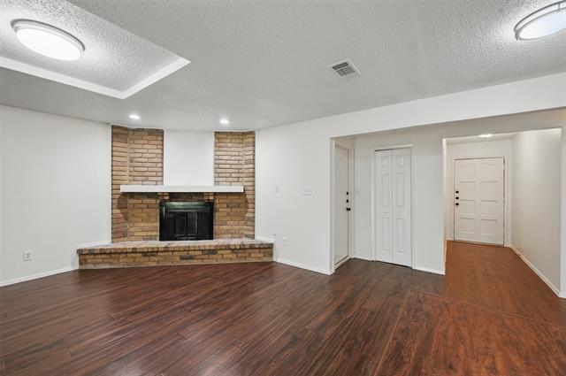 Building Photo - 6904 Sandstone Ct