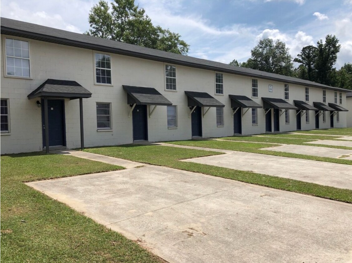 Farms at Moncks Corner Apartments 108 Haynesville Rd Moncks Corner