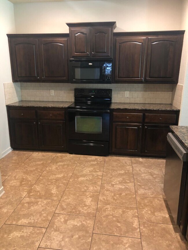 Foto del edificio - 3690 W Mountain View Dr