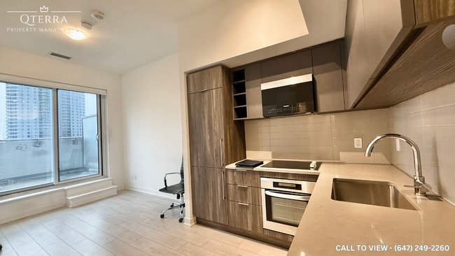 Photo du bâtiment - 2033 Kennedy Rd