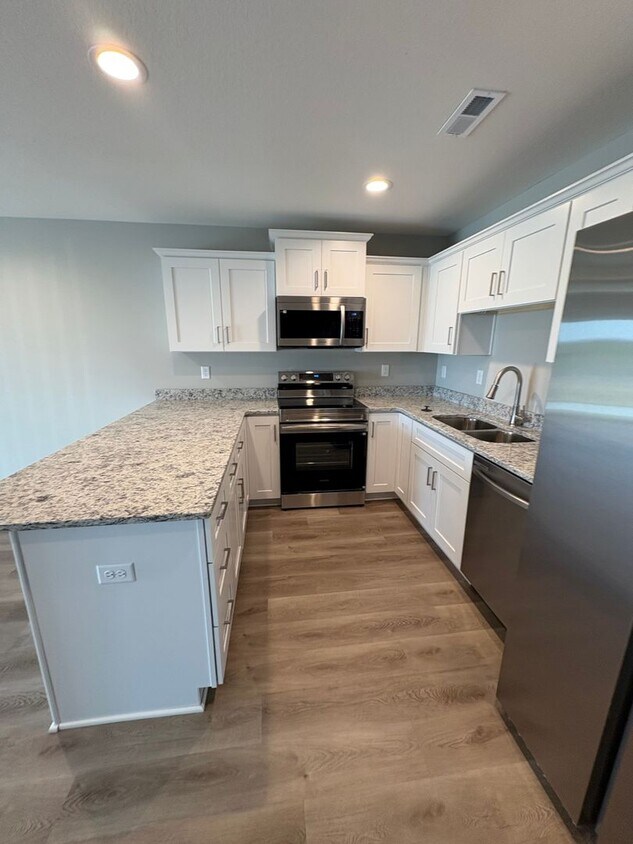 Foto principal - 621 Fall Meadow Ln