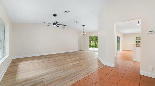 Foto del edificio - 15359 97th Rd N