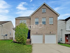 Building Photo - 313 School House Ct