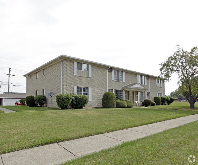 21401 Violet St, Saint Clair Shores, MI 48082 21401 Violet St Saint