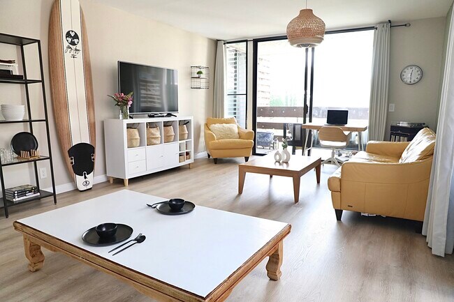 Building Photo - 1015 Aoloa Pl