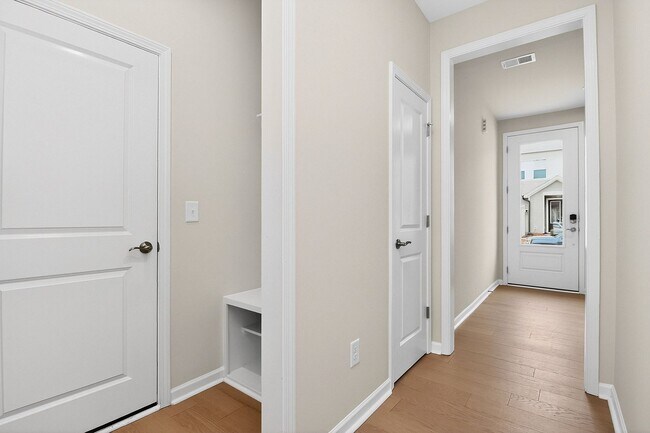 Building Photo - Brand NEW Townhome for RENT!