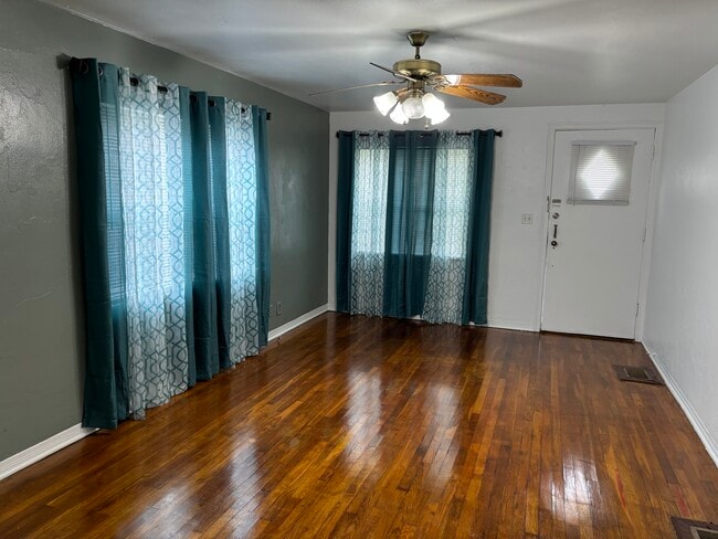 Foto del edificio - 2712 Green St