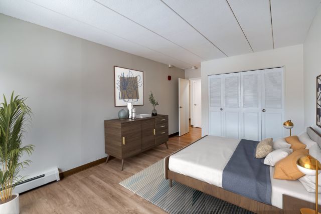 Building Photo - Stratton Hill Park Apartments