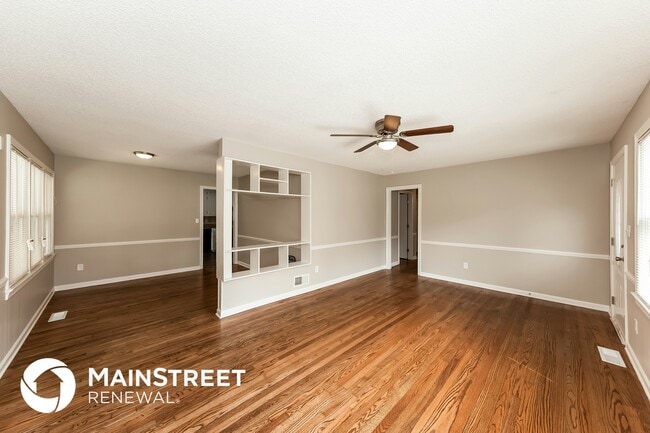 Foto del edificio - 1184 Dogwood Ln