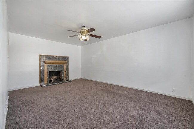 Building Photo - 1644 Quint St