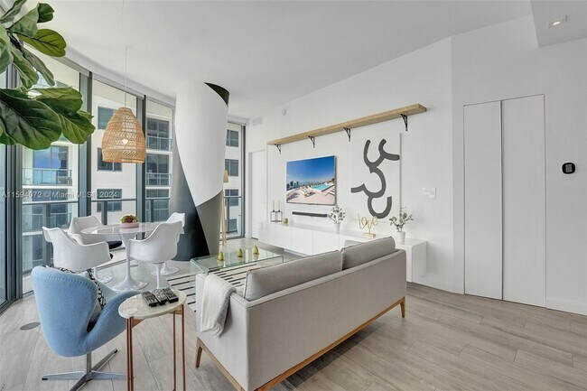 Foto del edificio - 55 SW 9th St