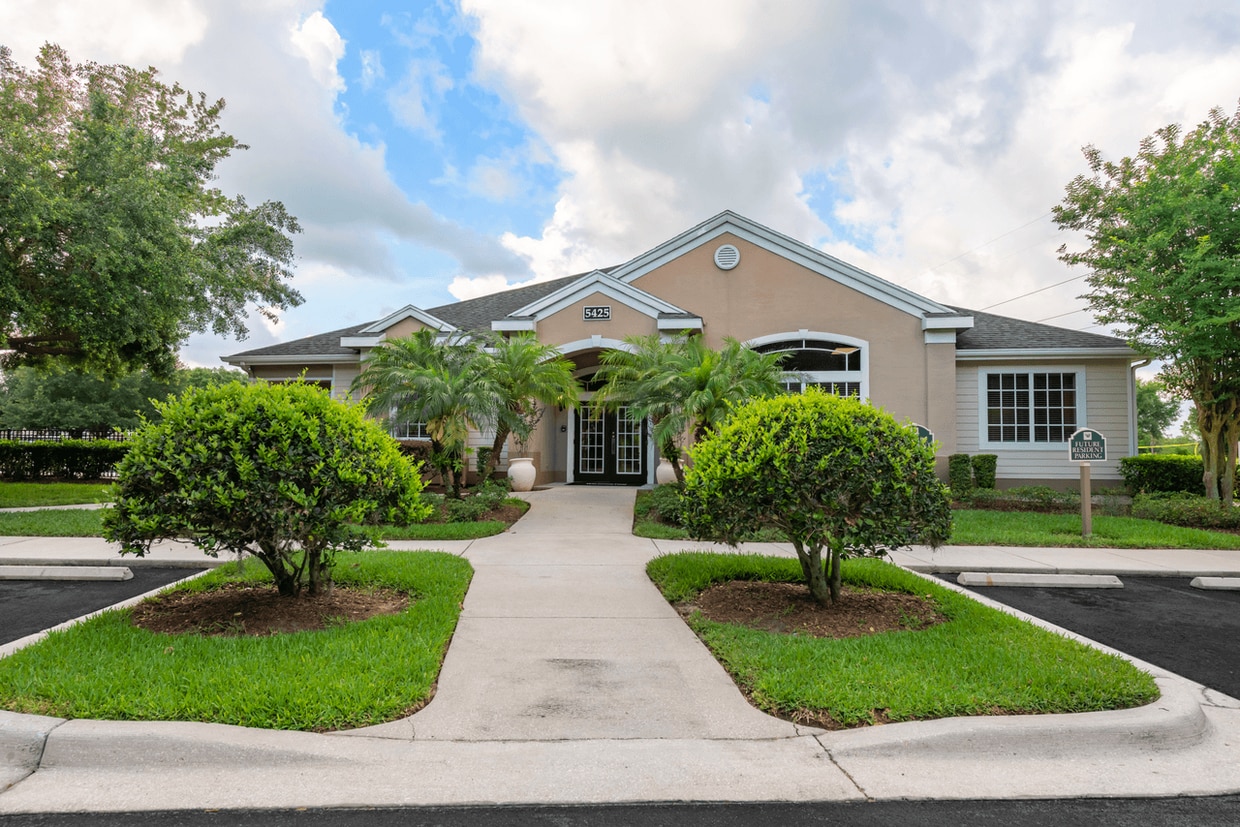 Primary Photo - Wilmington Apartments