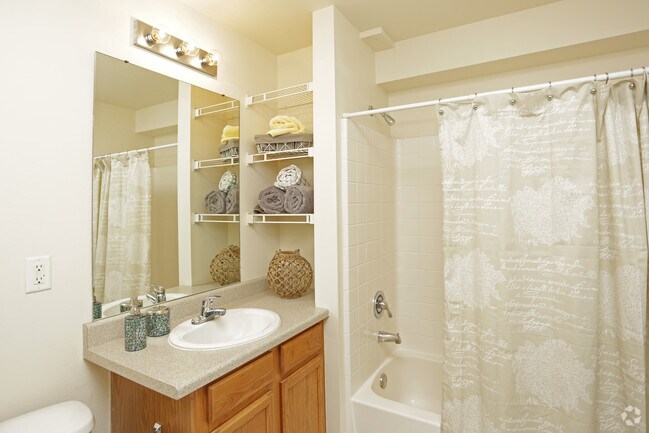 Foto del interior - Village at Rivers Edge