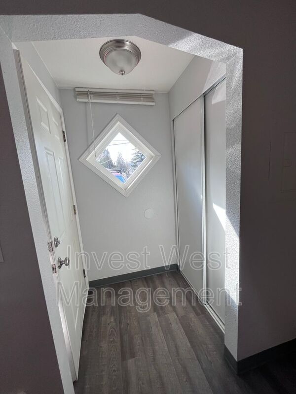 Foto del edificio - 634 SE Russell St
