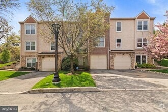 Building Photo - 37 White Pine Ct