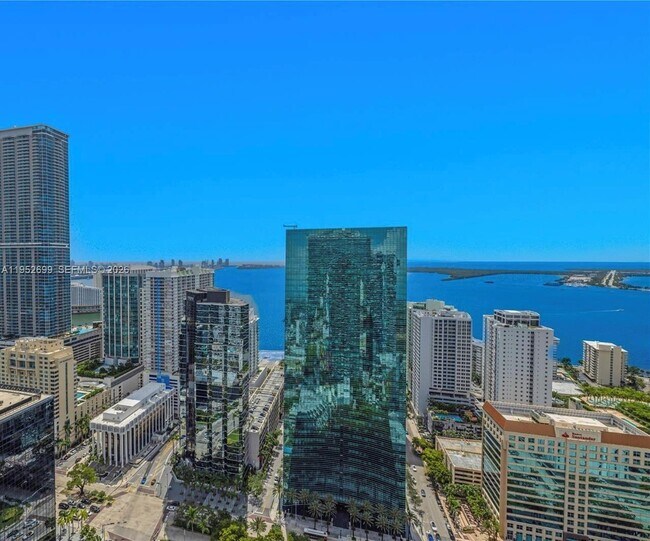 Foto del edificio - 1300 S Miami Ave