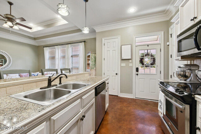 Foto del edificio - 109 Villa Park Ln