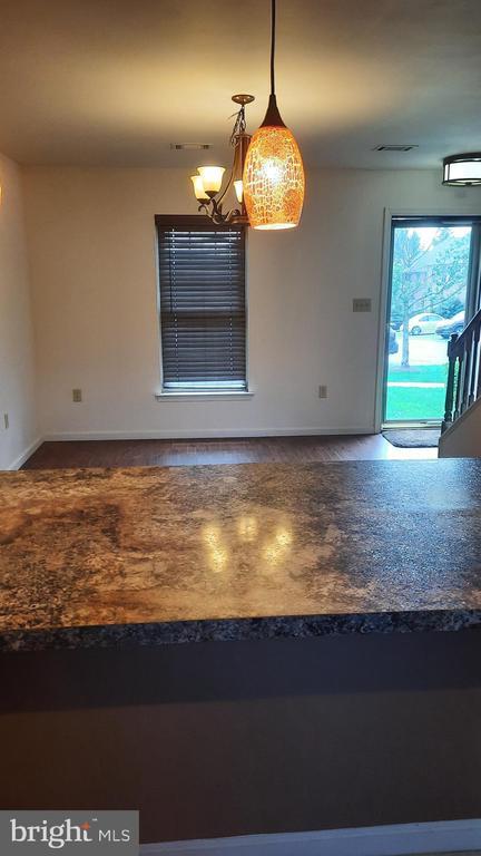 Foto del edificio - 137 Hunters Ridge Dr