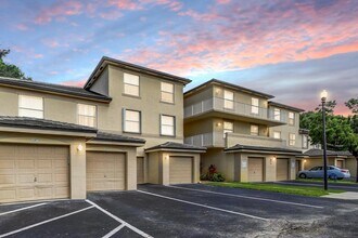 Building Photo - 2020 Greenview Shores Blvd