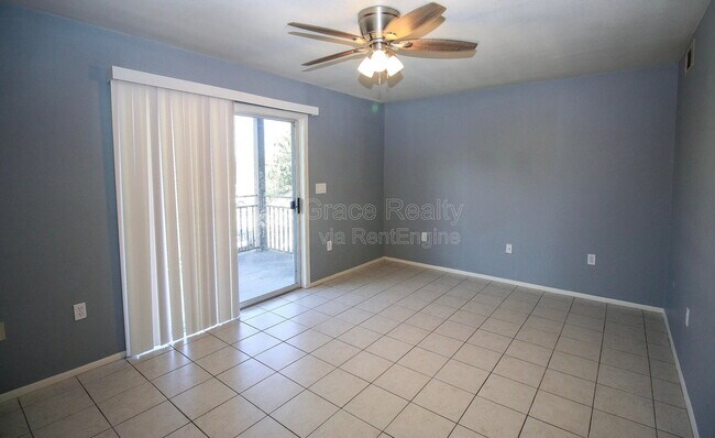 Foto del edificio - 1500 Lake Shore Dr