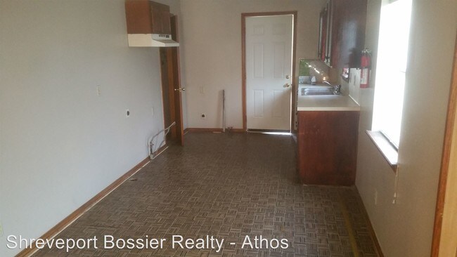 Foto del edificio - 2 br, 1 bath House - 2761 Waggoner Ave