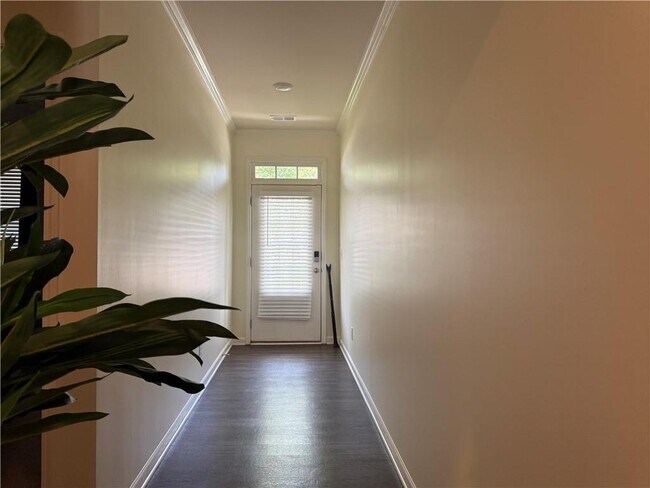 Foto del edificio - 1083 Shadow Glen Drive