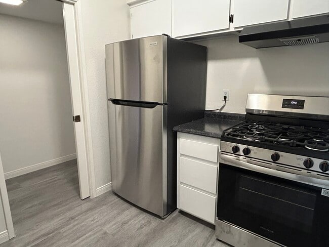 Building Photo - 2409 W 227th