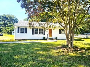 Building Photo - 308 Carey Ave