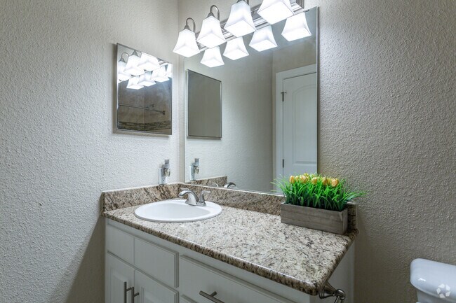 Montabella at Oak Forest Apartments - 4