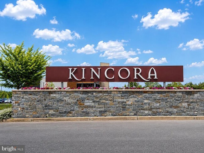 Foto del edificio - 45133 Kincora Dr
