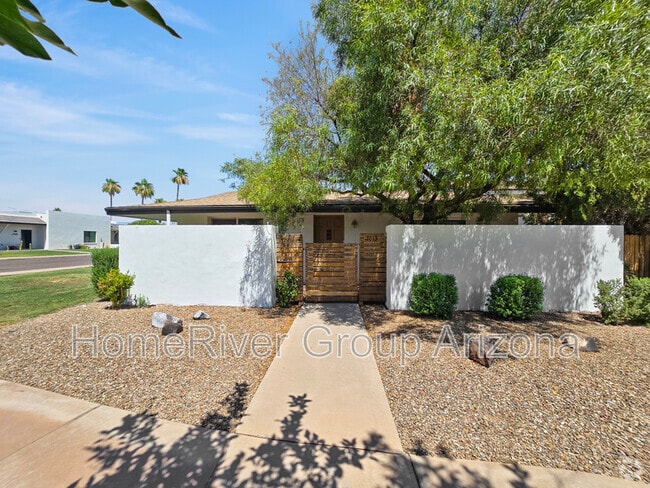 Building Photo - 7613 E Minnezona Ave