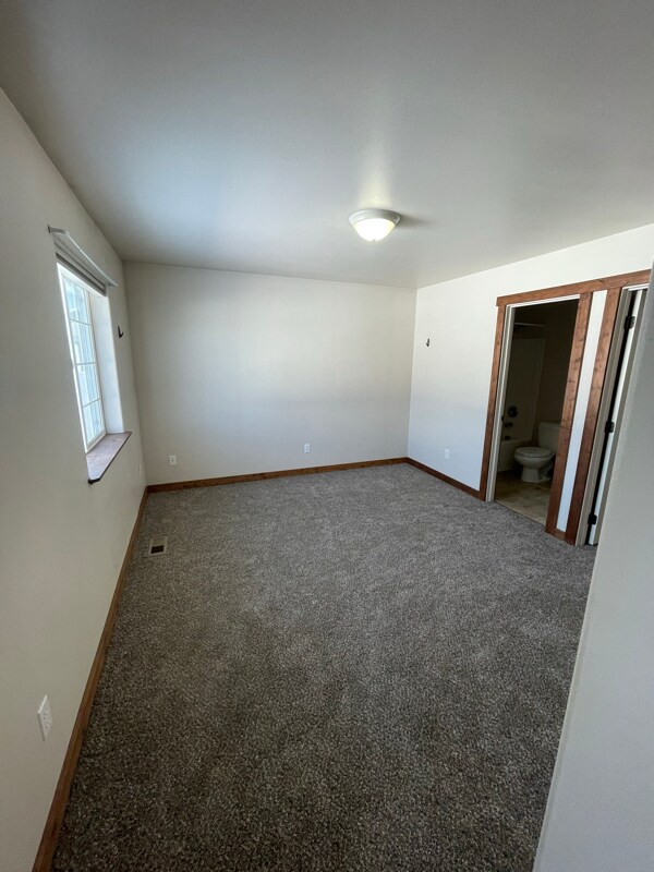 Foto del edificio - 1429 11th St W