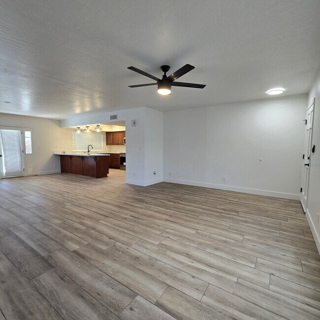 Foto del edificio - 3137 W Wescott Dr