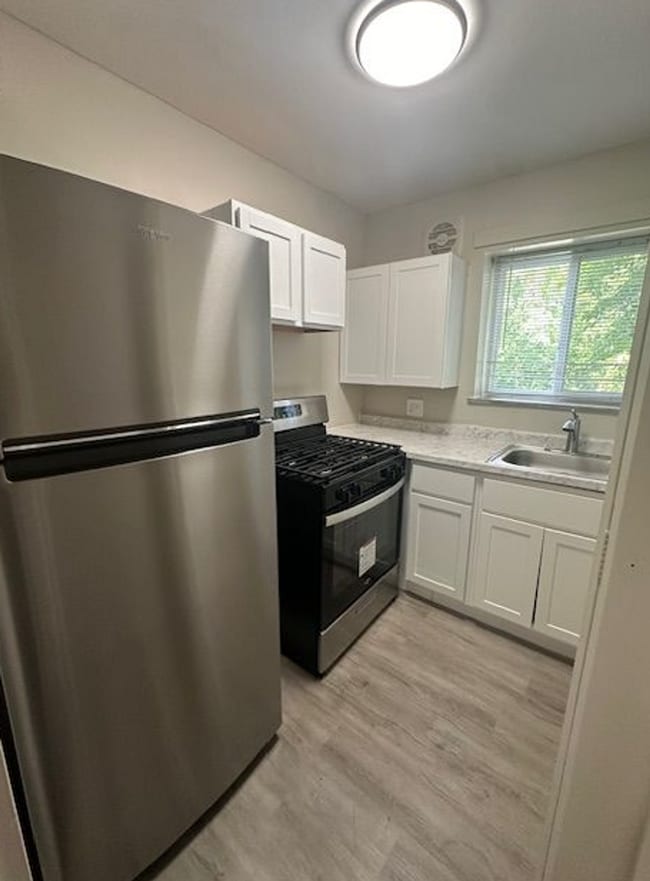 Photo - Riverside Apartment