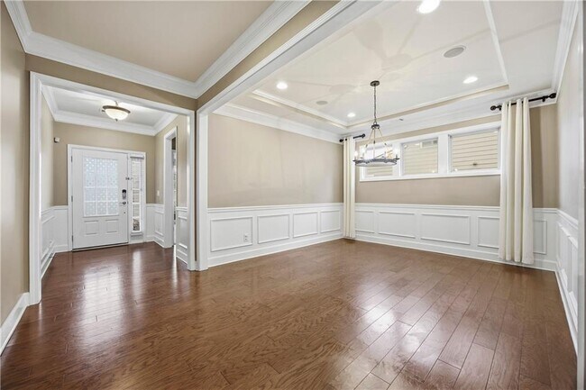 Foto del edificio - 2002 Blossom Hill Dr
