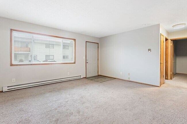 Foto del edificio - Beautiful 1 bedroom across from Providence...