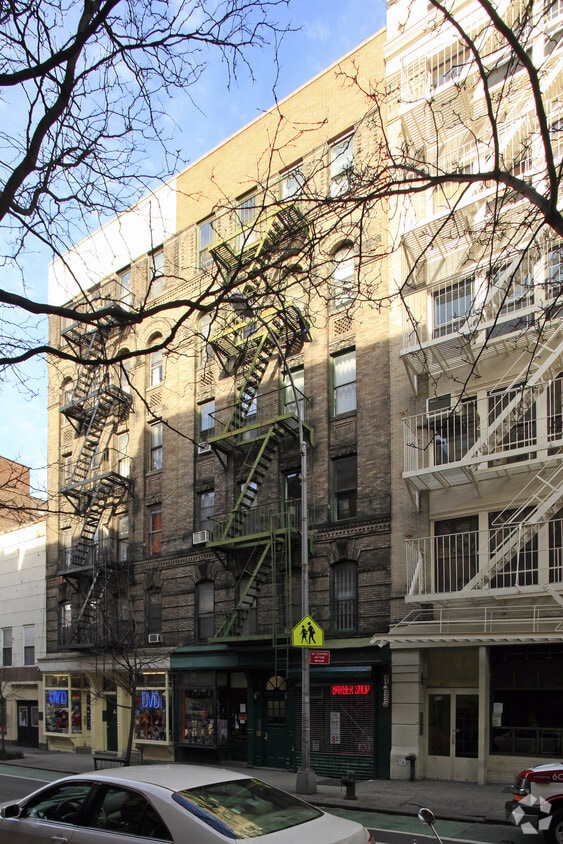 Building Photo - 117 Christopher St