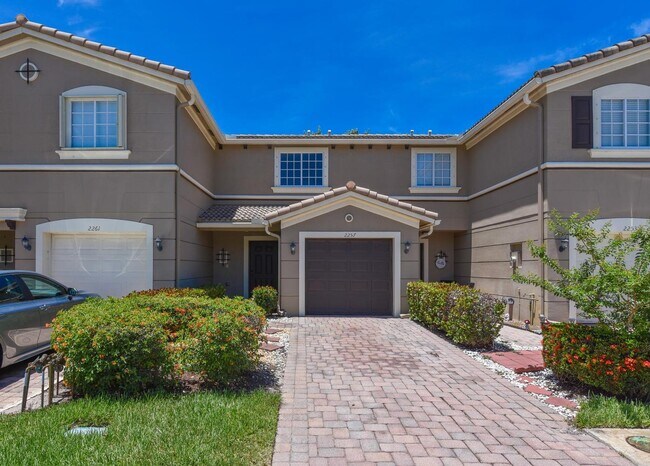 Building Photo - 2257 Marshfield Ct
