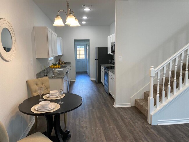 Foto del edificio - 24029 Wildwood Rd