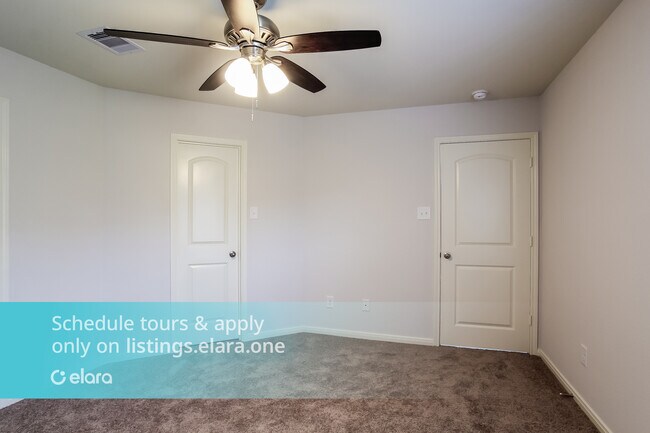 Foto del edificio - 25382 CYPRESS BEND DR