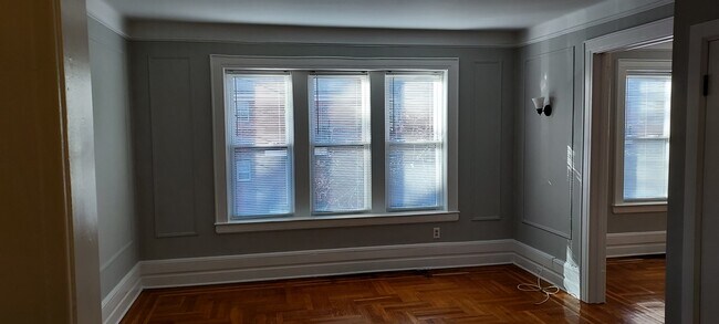 livining room - 25 Trinity Plz