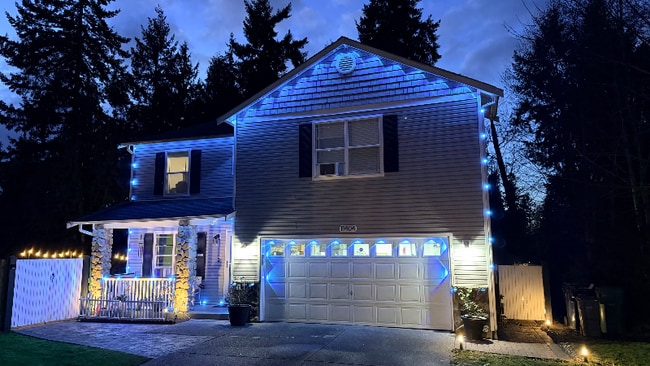 Building Photo - 11404 51st Ave SE