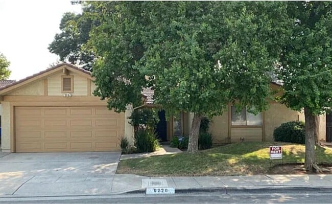 Building Photo - 6220 N Gilroy Ave