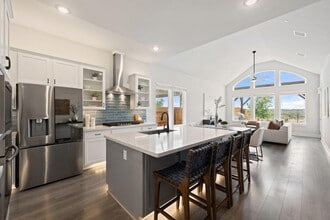 Building Photo - 17405 Hattie Trce