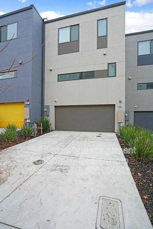 Building Photo - 482 Garden St