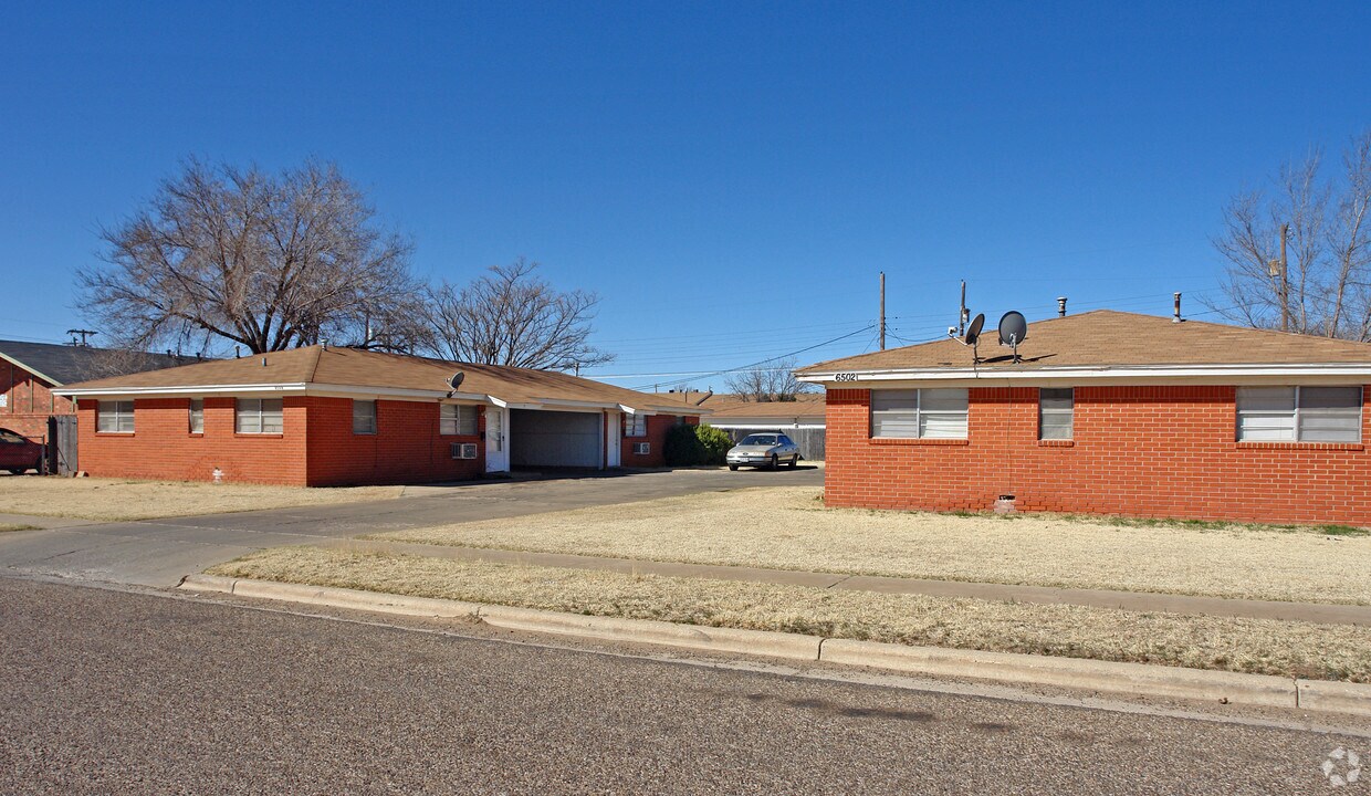 Building Photo - 6502-6504 Avenue Q