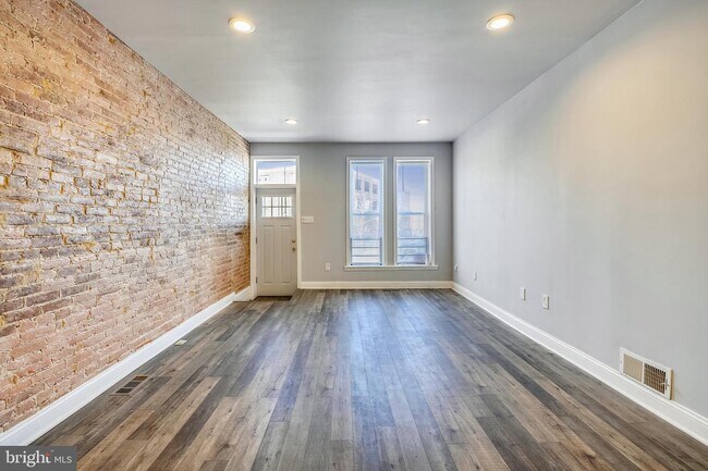 Building Photo - 1641 N Patterson Park Ave
