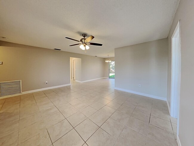 Foto del edificio - 10651 NW 28th St
