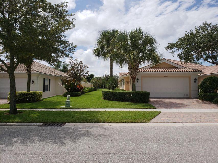 Foto principal - 8210 St Johns Ct