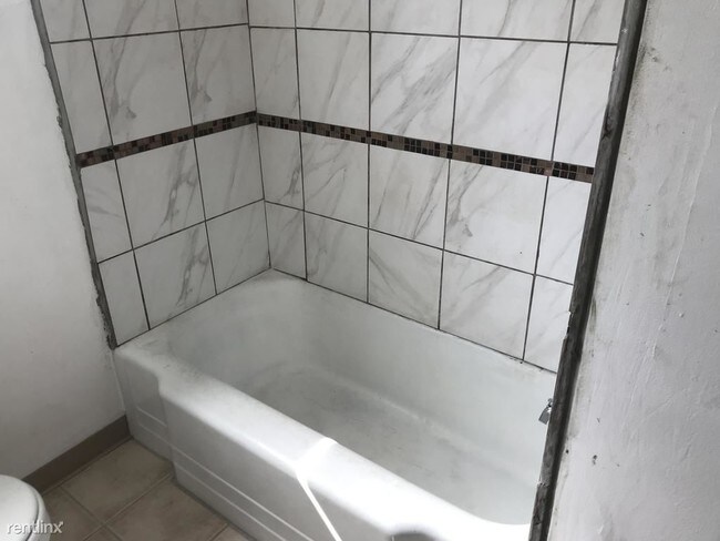 Foto del edificio - 3301 Grover St